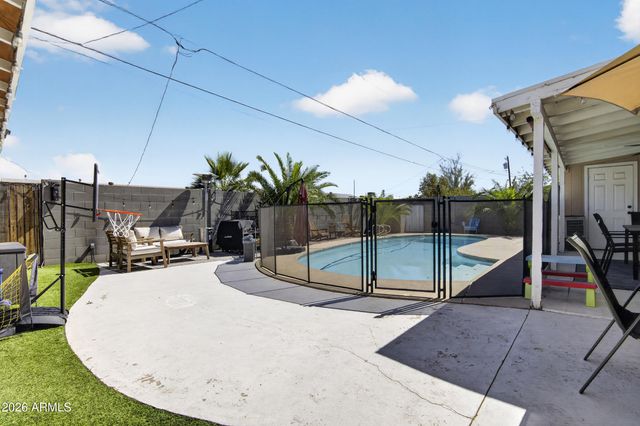 1022 W 13TH Street, Tempe, AZ 85281