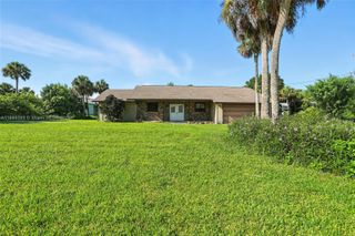 5006 pike ln, La Belle, FL 33935