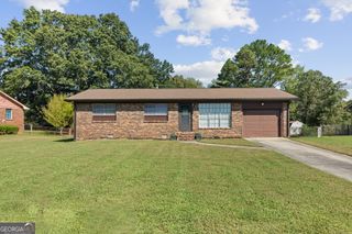 1064 Meadowbrook Lane NW, Conyers, GA 30012