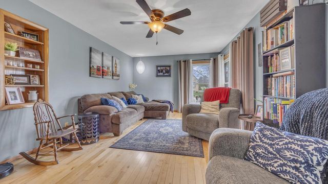 904 Mead AVENUE, Sheboygan, WI 53081