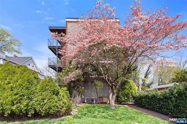 64 Poplar Avenue A7, Hackensack, NJ 07601