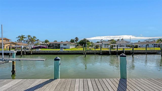 536 GUNWALE LANE, Longboat Key, FL 34228
