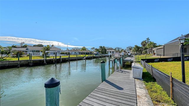 536 GUNWALE LANE, Longboat Key, FL 34228