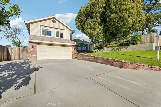 1016 La Feliz, Redlands, CA 92373
