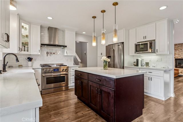 1016 La Feliz, Redlands, CA 92373