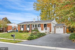 378 HOBART DR, Newark, DE 19713