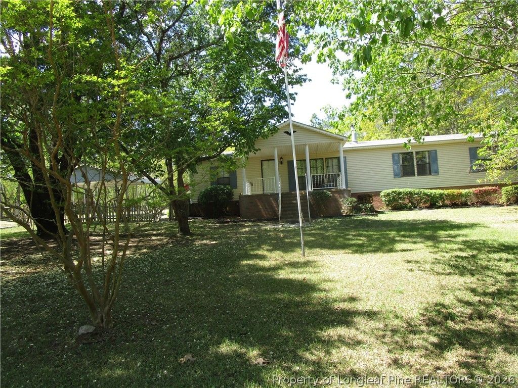 128 Autumn Drive, Vass, NC 28394 — photo 2