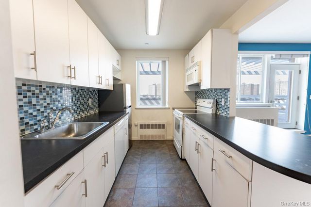 853 Macy Place 7E, Bronx, NY 10455