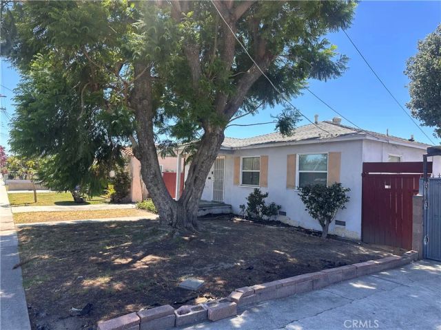 1727 N Neptune, Los Angeles, CA 90744