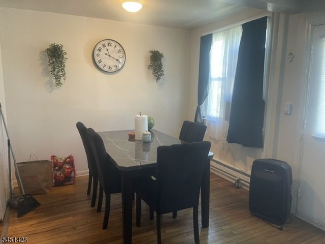 54 Parker St, Dover Town, NJ 07801