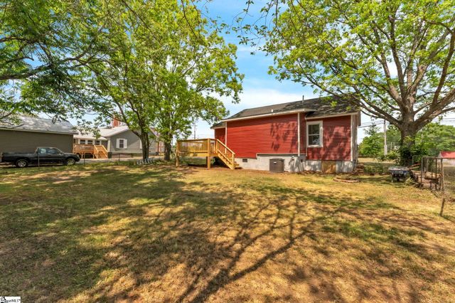 706 S 5th Street, Easley, SC 29640