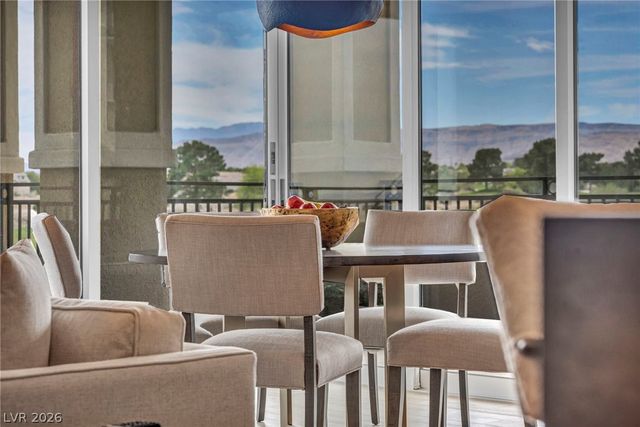 9145 Las Manaitas Avenue 302, Las Vegas, NV 89144