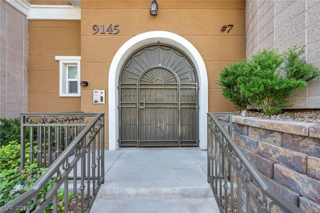 9145 Las Manaitas Avenue 302, Las Vegas, NV 89144