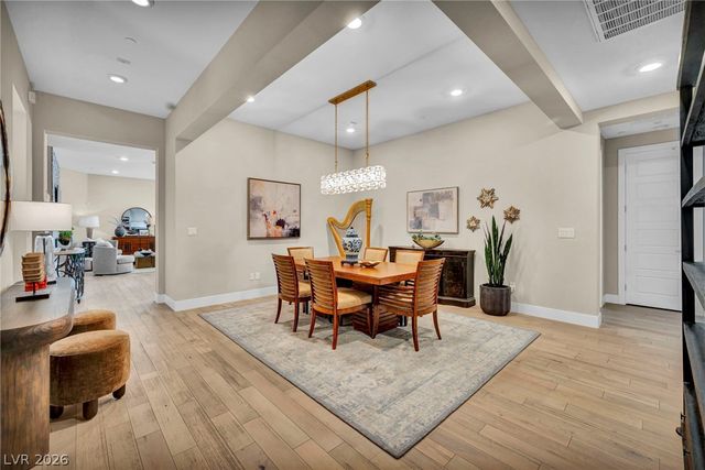 9145 Las Manaitas Avenue 302, Las Vegas, NV 89144