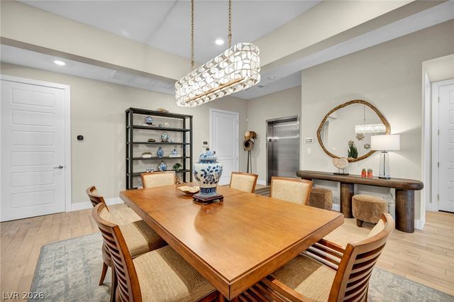 9145 Las Manaitas Avenue 302, Las Vegas, NV 89144