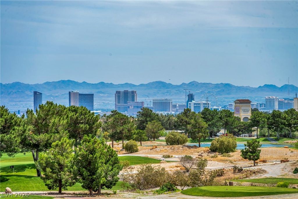 9145 Las Manaitas Avenue 302, Las Vegas, NV 89144