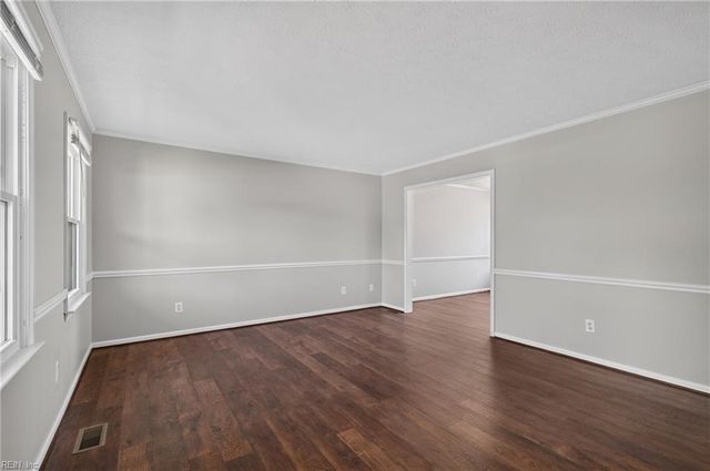 2 Saint Ashley PL, Hampton, VA 23669