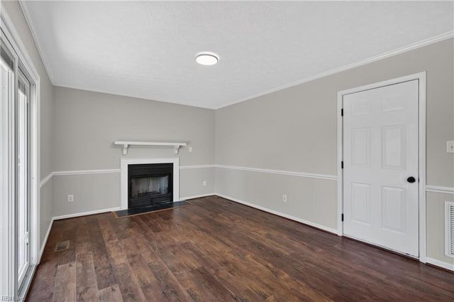 2 Saint Ashley PL, Hampton, VA 23669