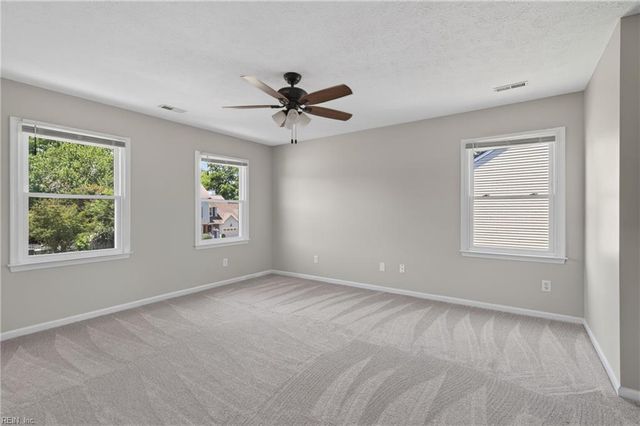 2 Saint Ashley PL, Hampton, VA 23669