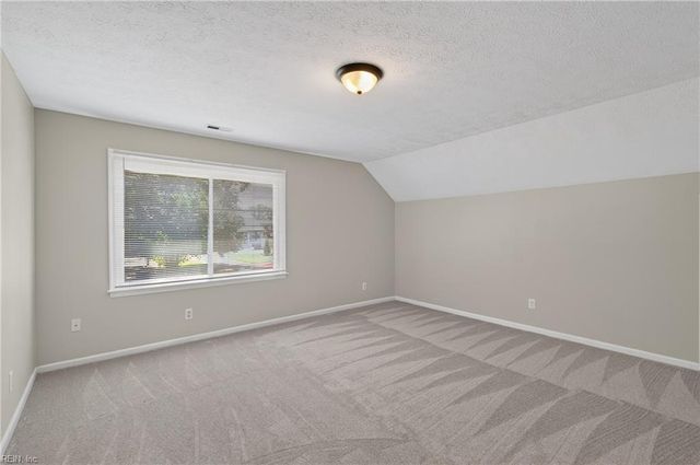 2 Saint Ashley PL, Hampton, VA 23669