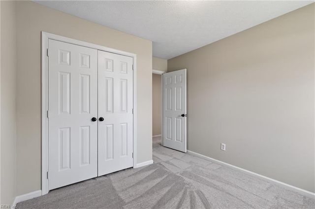 2 Saint Ashley PL, Hampton, VA 23669