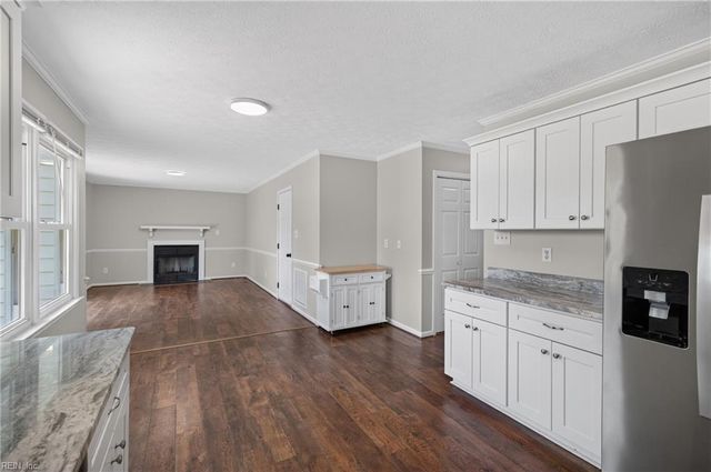 2 Saint Ashley PL, Hampton, VA 23669