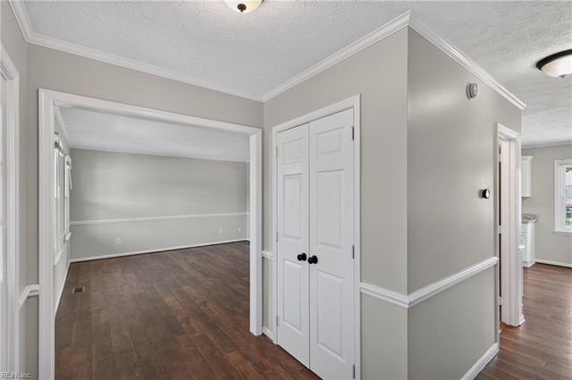 2 Saint Ashley PL, Hampton, VA 23669