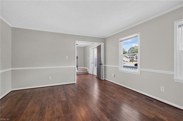 2 Saint Ashley PL, Hampton, VA 23669