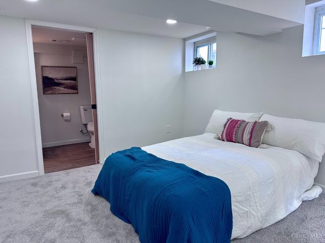 5816 Kennedy Avenue, Cincinnati, OH 45213