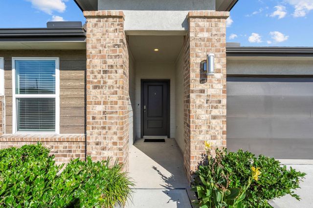 7731 Sleek Flock Lane, Rosharon, TX 77583