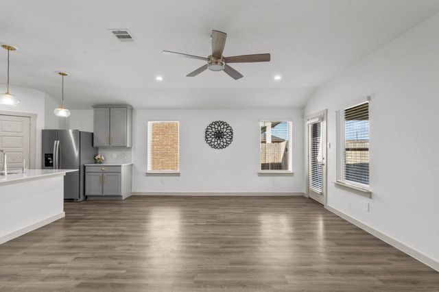 7731 Sleek Flock Lane, Rosharon, TX 77583