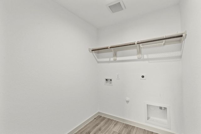 7731 Sleek Flock Lane, Rosharon, TX 77583