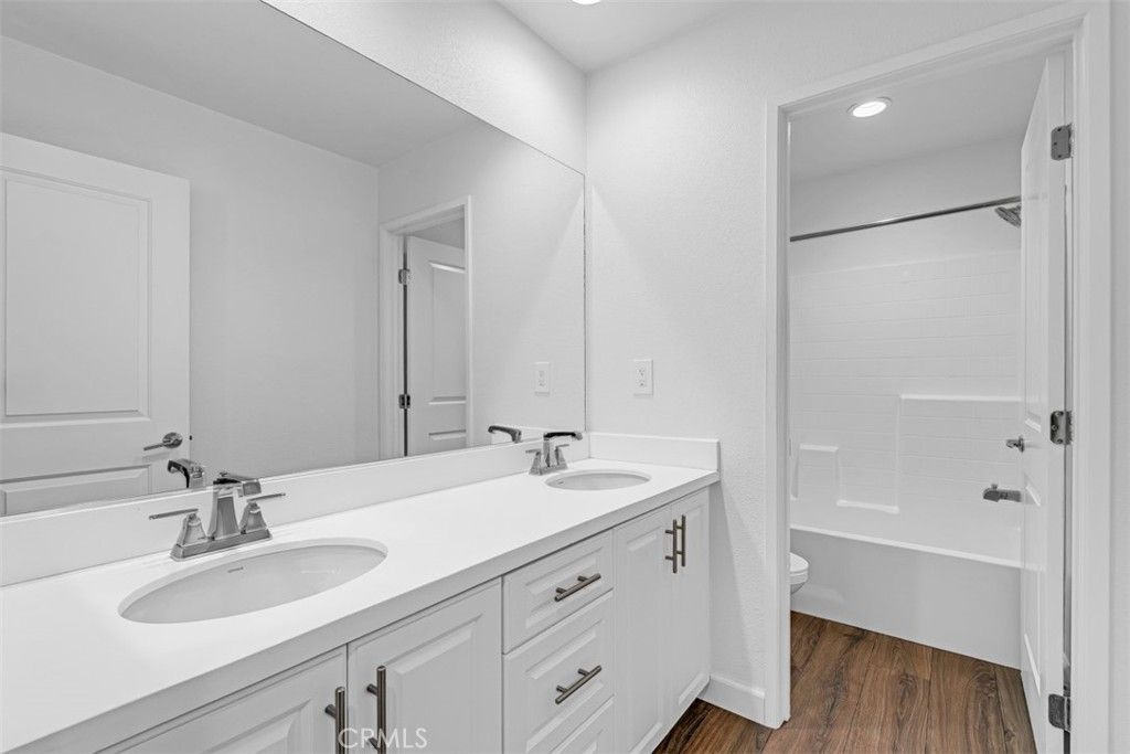 Image 36 of property listing at 4637 Snap Dragon, Jurupa Valley, CA 91752