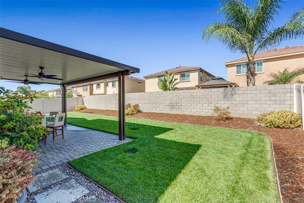 Image 45 of property listing at 4637 Snap Dragon, Jurupa Valley, CA 91752