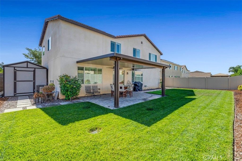 Image 46 of property listing at 4637 Snap Dragon, Jurupa Valley, CA 91752