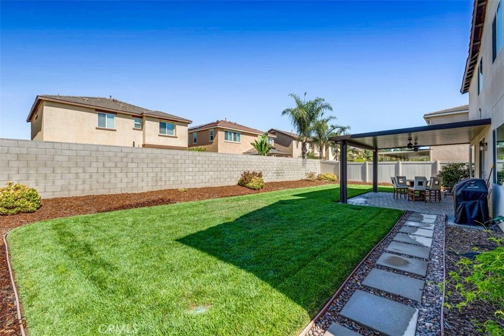 Image 49 of property listing at 4637 Snap Dragon, Jurupa Valley, CA 91752
