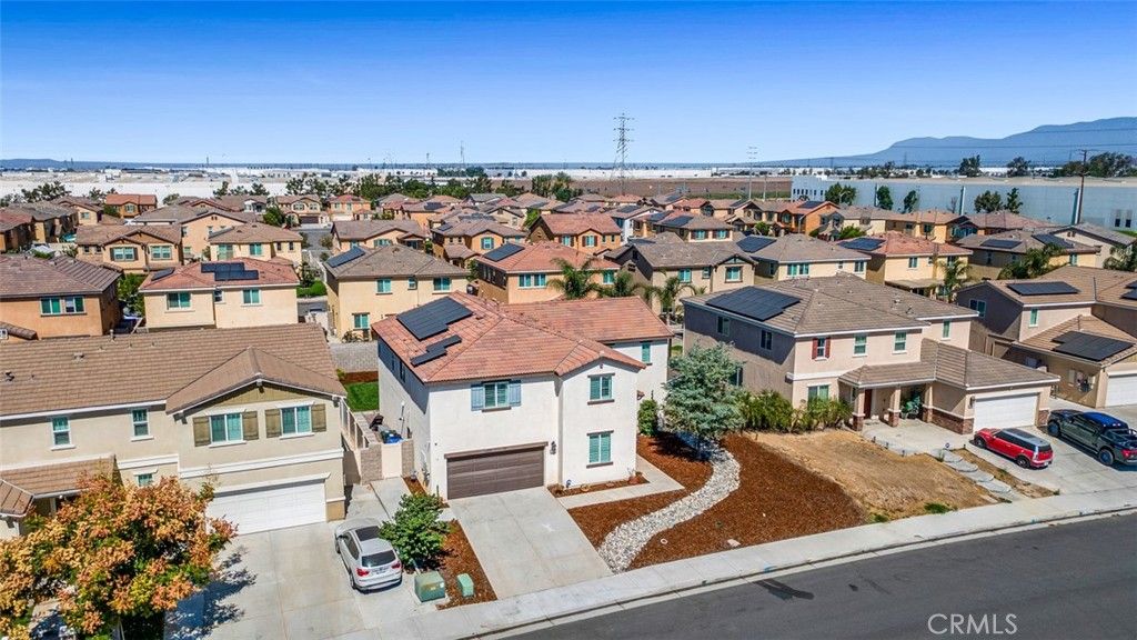 Image 54 of property listing at 4637 Snap Dragon, Jurupa Valley, CA 91752