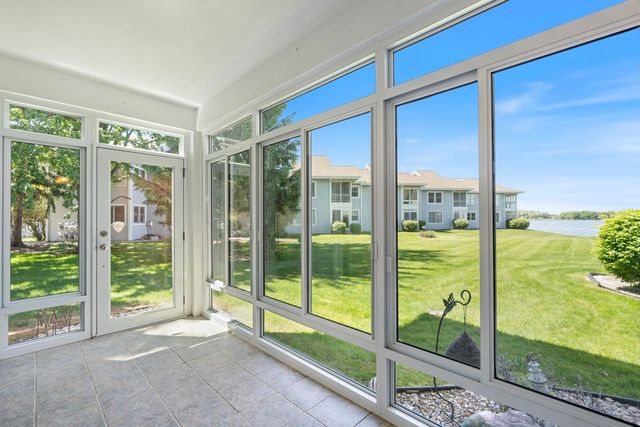 800 E Arthur St Apt A1, Warsaw, IN 46580