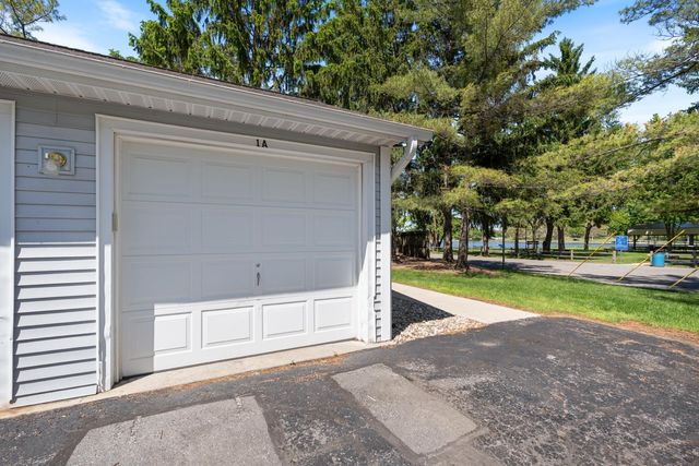 800 E Arthur St Apt A1, Warsaw, IN 46580