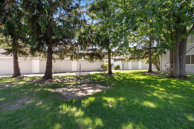 800 E Arthur St Apt A1, Warsaw, IN 46580