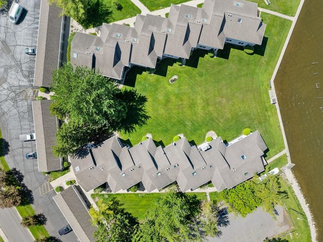 800 E Arthur St Apt A1, Warsaw, IN 46580