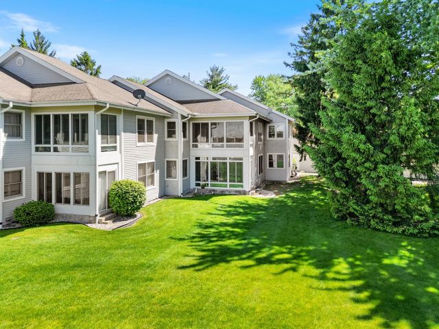 800 E Arthur St Apt A1, Warsaw, IN 46580