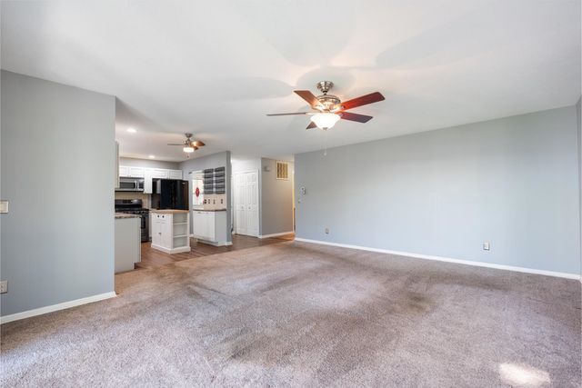 800 E Arthur St Apt A1, Warsaw, IN 46580