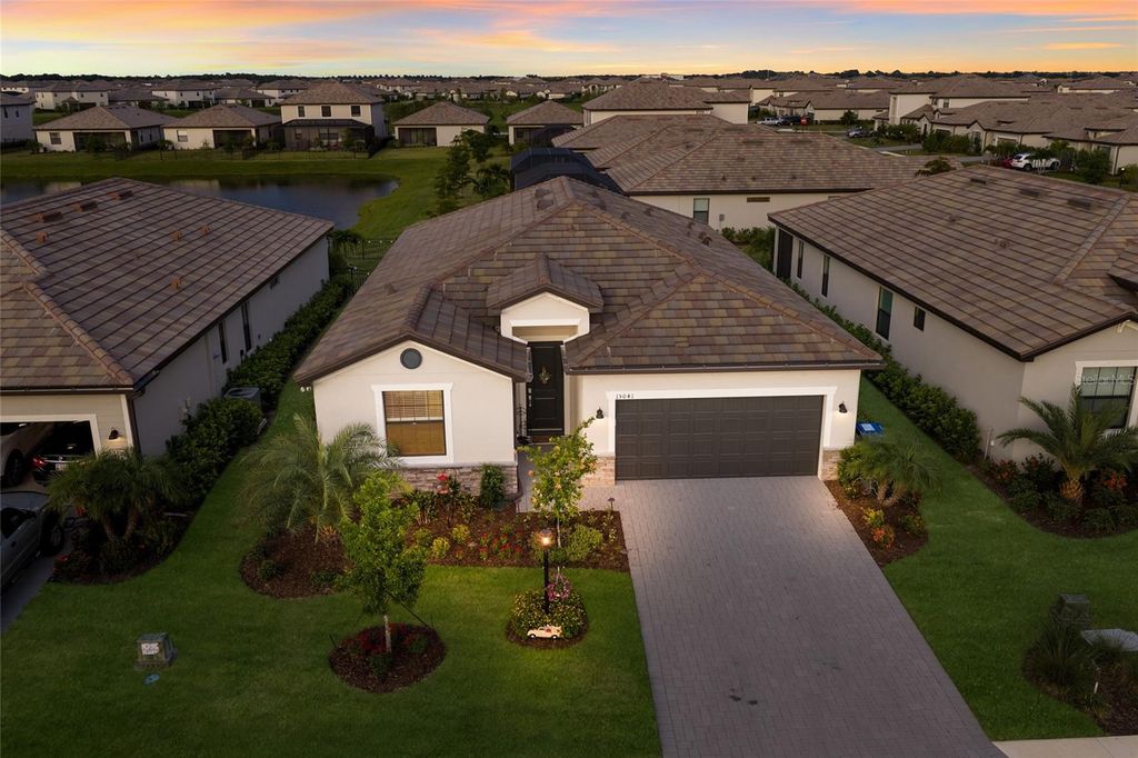 Image 16 of property listing at 15041 SERENE SHORES LOOP, Bradenton, FL 34211