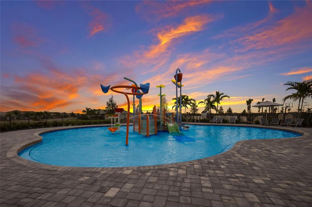 Image 20 of property listing at 15041 SERENE SHORES LOOP, Bradenton, FL 34211