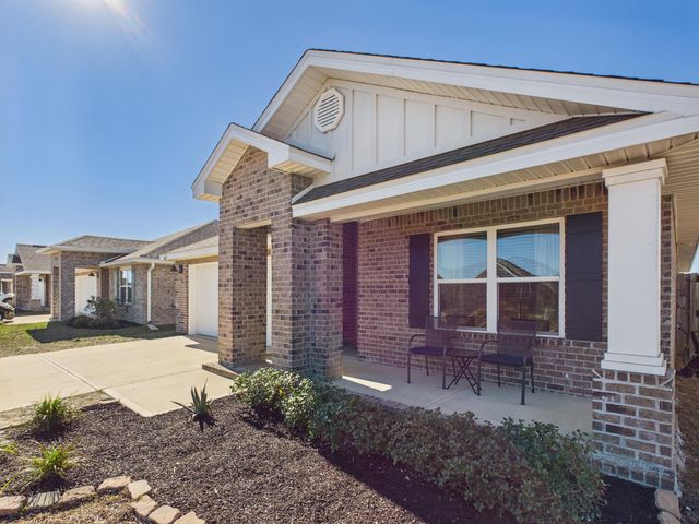 4651 Honor Guard Way Way, Crestview, FL 32539