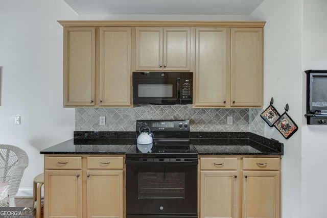 6440 Deep Woods Court, Flowery Branch, GA 30542