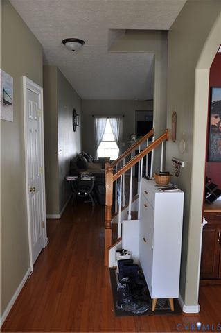 10621 Gallant Fox Way, Ruther Glen, VA 22546