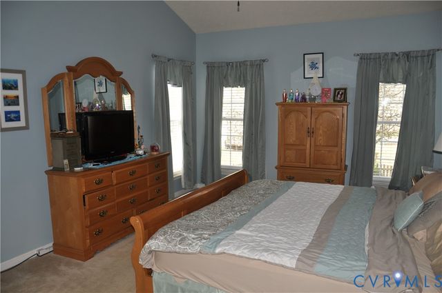 10621 Gallant Fox Way, Ruther Glen, VA 22546
