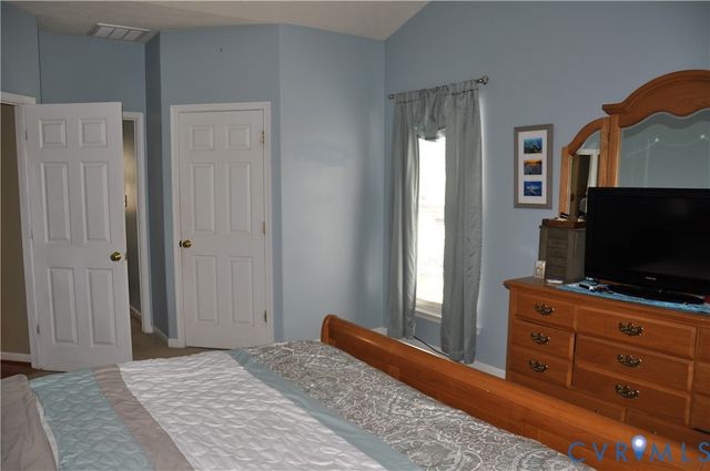 10621 Gallant Fox Way, Ruther Glen, VA 22546